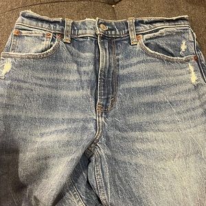 Abercrombie 90s Straight Jean Ultra High Rise